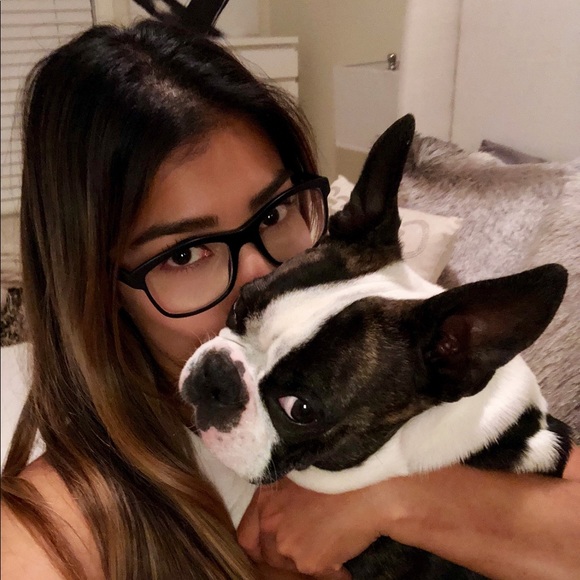 Meet your Posher, Karen-iliana - Picture 2 of 2